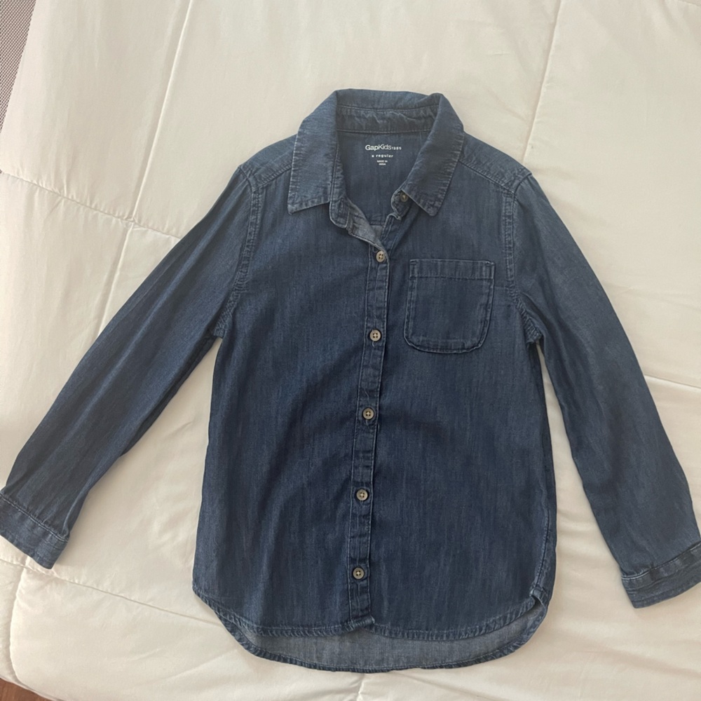 Gap Kids, chambray denim shirt, size small, like new